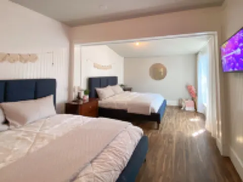 Stylish 2-bedroom Home in Downtown Vancouver