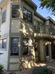 Cheerful 2 Bdrm / 1.5 Bath Pearl St. Condo Hotels near University of Colorado Boulder