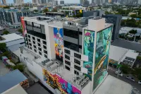 Moxy Miami Wynwood Hotels near Wynwood