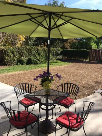 New Modern Home close to Phoenix Mountain Отели рядом с достопримечательностью «Пистева Пик»