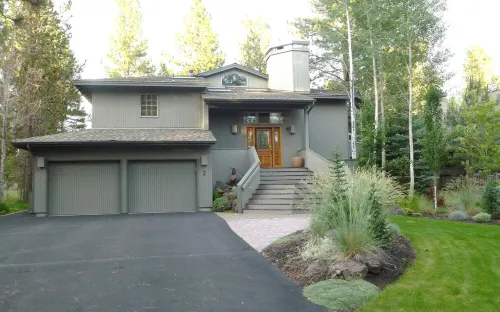 Two Master Suites - SHARC Passes Included- Sleeps 10