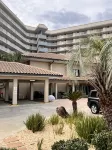 Beautiful beachfront condo-AMAZING Sunset Views! 2 FREE VIP beach chairs.
