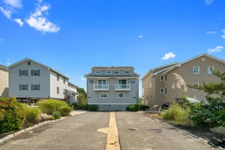 Thanksgiving Special Sea-Renity at the Shore Secluded Oceanfront Luxury 4 nt Min