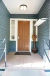 Historic Bungalow! 2bed, 2bath, 2den, Downtown Humble, IAH 8min!
