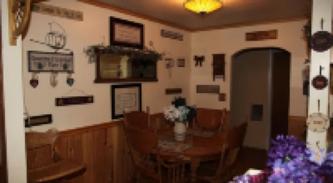 Grandma & Grandpa's House, Come Enjoy the Mountains   STR - 136