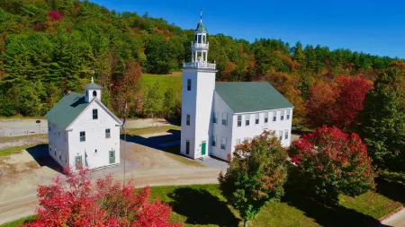Private Beach And  Mountain Lake Home