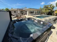 Tranquil Escape, Heated Saltwater Pool, Hot Tub & Gorgeous Patio-Very quiet area