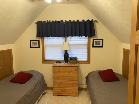 The Toasted Marshmallow - Cabin near the Lake