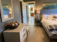 Private apt. in large home with Gorgeous Mountain Views!