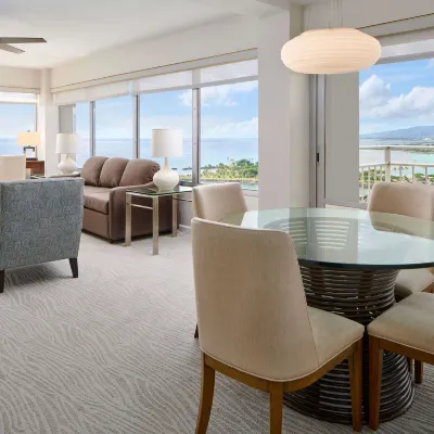 Ilikai Hotel & Luxury Suites Hotels near Magic Island