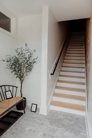 The Principal: Modern Townhome in Downtown Отели рядом с достопримечательностью «Адена Стейт Мемориал»