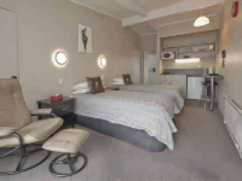 Sport of Kings Motel - spa