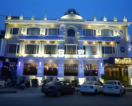Hotel Mohan Continental Hotels in Patiala