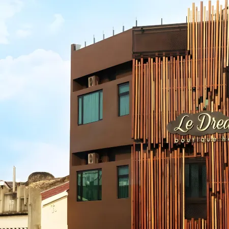 Le Dream Boutique Hotel Отели рядом с достопримечательностью «Башня Комтар»