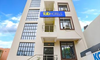 FabHotel Lily Grand
