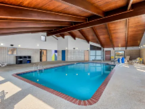 Spark by Hilton Cedar Falls Hotels in Cedar Falls