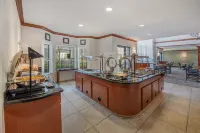 Staybridge Suites ROCKLIN - ROSEVILLE AREA by IHG - breakfast