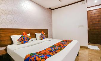 FabExpress the Divine Residency