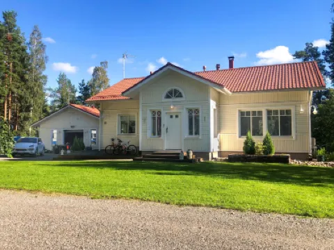 Tyttelsson Hotels in 