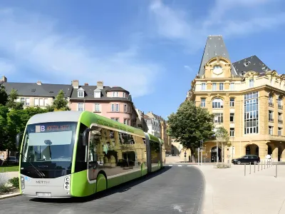 Hôtel Mercure Metz Centre Hotel dekat Faux Mouvement
