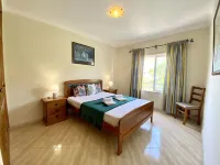Quarteira Central 1 by Homing Hotels in Куартейра