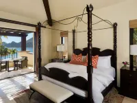 Hacienda Beach Club & Residences Hotels near Medano Beach