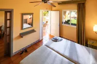 Royal Suite Hotels in La Pared