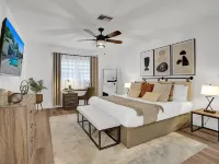8Br Gem with Pool, Lake View & Tons of Amenities! Hotels in Davie