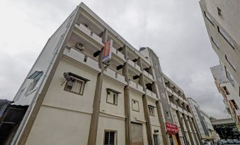 Guru Comfort, 100 m from Apollo Hospital