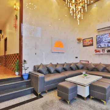 Hotel the Ramay Palace