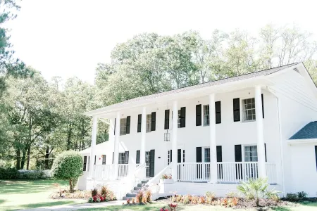 Georgia Palms & Gardens Отели в г. Хирам