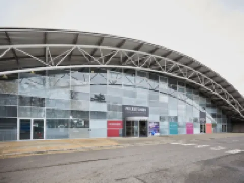 由REDWOOD STAYS提供的Woolhampton Drive房子 貝辛斯托克住宿飯店