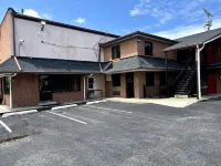 Budget Plaza Motel - Motel