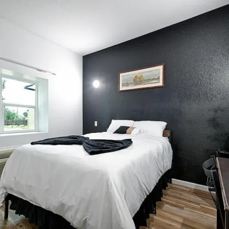 Hotel Dilley Grand