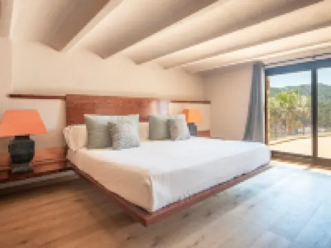 Bypillow Cap Sa SAL Hotels in Begur