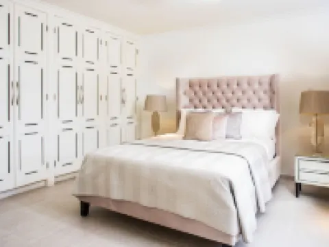 ザ ワン アット ザ セント ジェームズ バイ ブルー スカイ ラグジュアリー ドゥランツのホテル