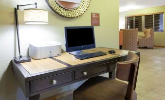 AmericInn by Wyndham Petoskey