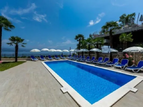 多米諾酒店 酒店