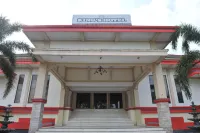 Hotel King's Hotel dekat Gereja Katolik Santo Carolus Borromeus, Temon