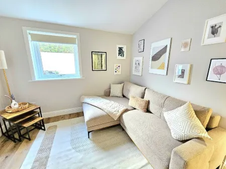 Warm & Cosy Home in Glasgow Отели рядом с Аэропорт Глазго Прествик