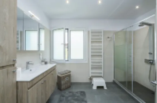 Beautiful Flat in Superb Location