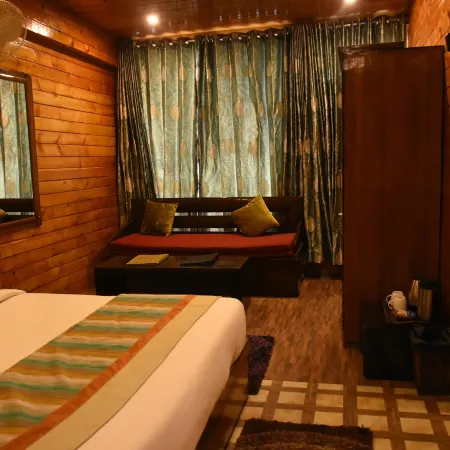 Aanantham Country Resort