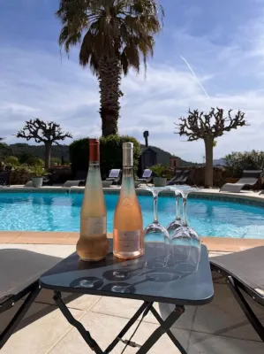 Le Château d'Argens Hotels in Taradeau