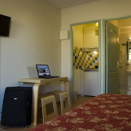 Appart'Hotel Festival Sud Aqua - Avignon TGV