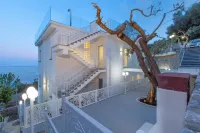 Amore Rentals - Villa Iside