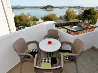 Apartments Helena Hotels in Муртер