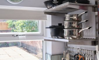 New 2Bd Victorian Terraced House Loughborough