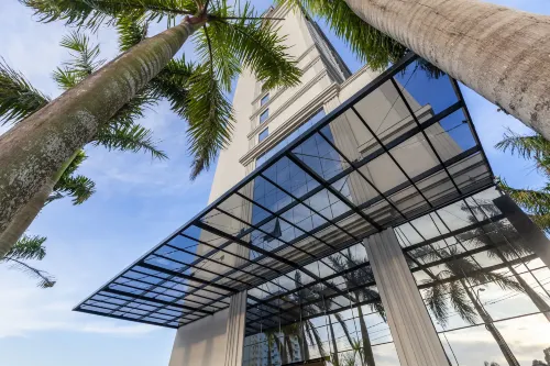 Tri Hotel Premium Itapema Hotels in Itapema