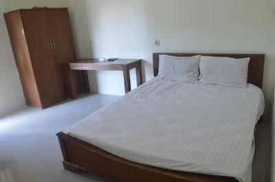 OYO 92880 Wisma Nusantara Near SD Gmim Wiau Lapi Hotel dekat Ranowangko Beach Resort