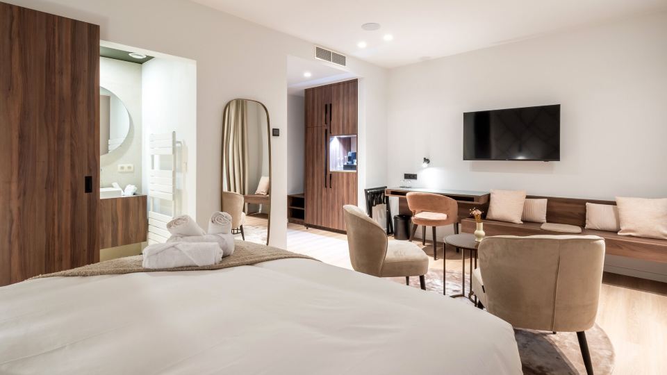One Two Four - Hotel & Spa